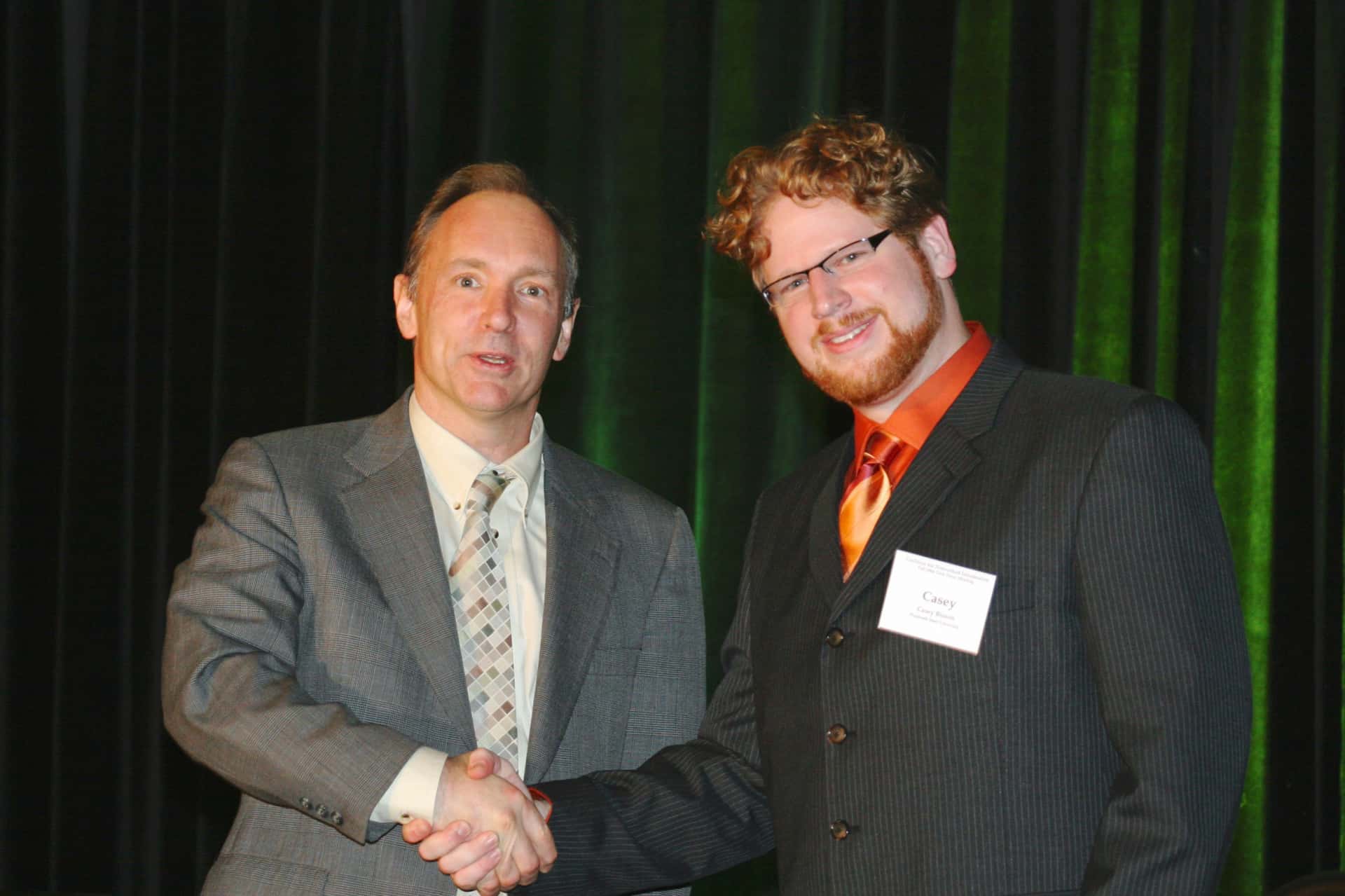 Sir Tim Berners-Lee presented the awards on behalf of the Mellon Foundation.